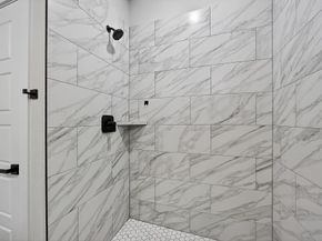 1913 E Myrtle Street , Fort Worth Texas 76104