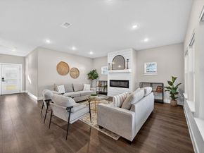 1913 E Myrtle Street , Fort Worth Texas 76104