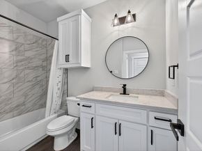 1913 E Myrtle Street , Fort Worth Texas 76104