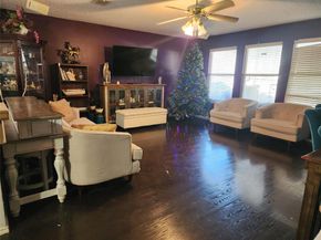 7818  Jubilant Drive , Dallas Texas 75237