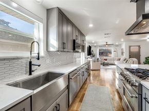 2808  Sharpview Lane , Dallas Texas 75228