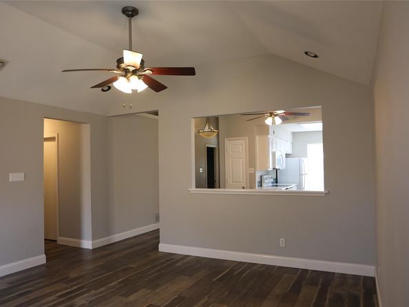 2901  Anysa Lane , Denton Texas 76209