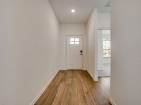 204  Coconut Drive , Azle Texas 76020