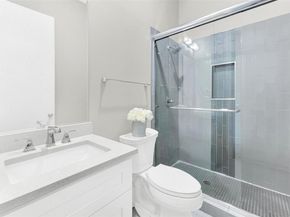 4060  Spring Valley Road  105, Farmers Branch Texas 75244