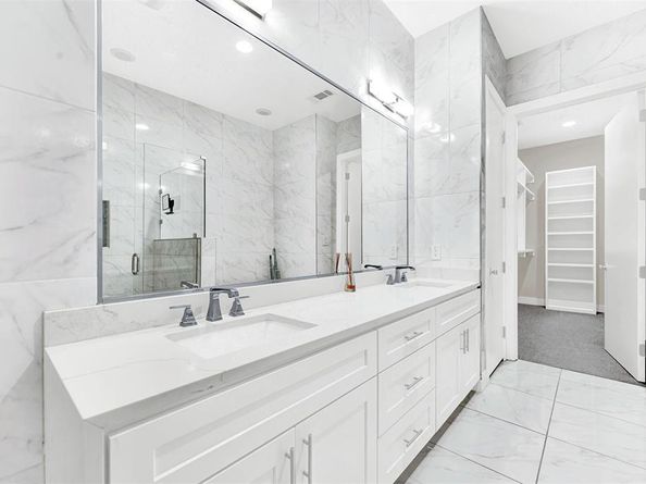 4060  Spring Valley Road  105, Farmers Branch Texas 75244