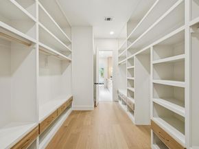 6244  Richmond Avenue , Dallas Texas 75214