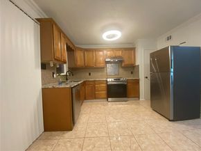 3420  Hidalgo Drive  301, Dallas Texas 75220