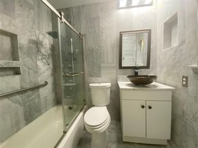 3420  Hidalgo Drive  301, Dallas Texas 75220