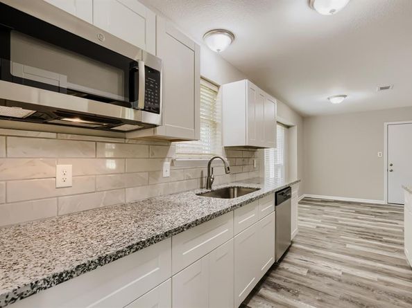 6946  Hunnicut Place , Dallas Texas 75227
