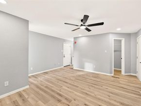 9801  Walnut Street  212, Dallas Texas 75243