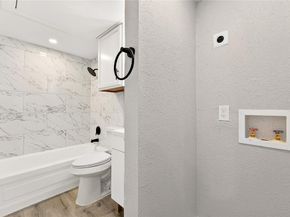 9801  Walnut Street  212, Dallas Texas 75243