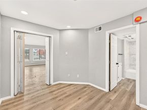 9801  Walnut Street  212, Dallas Texas 75243