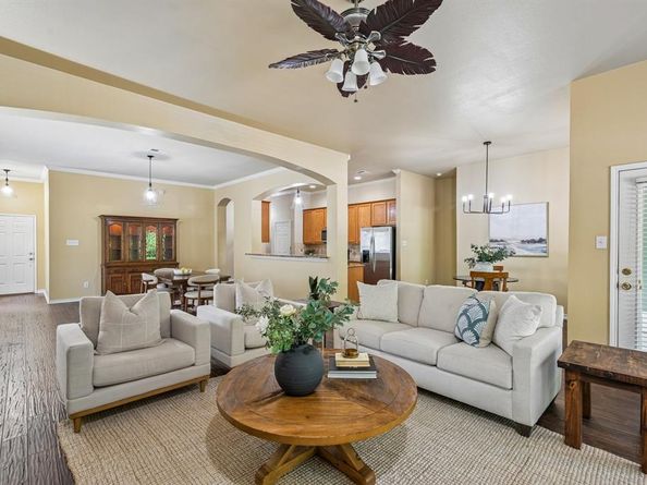 1321  Stone Mountain Parkway , Savannah Texas 76227