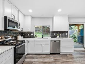 413  Rochelle Boulevard , Irving Texas 75062