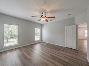 3217  Florian Lane , Fort Worth Texas 76108