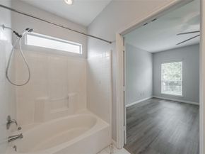 3217  Florian Lane , Fort Worth Texas 76108
