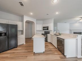 3217  Florian Lane , Fort Worth Texas 76108