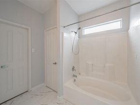 3217  Florian Lane , Fort Worth Texas 76108