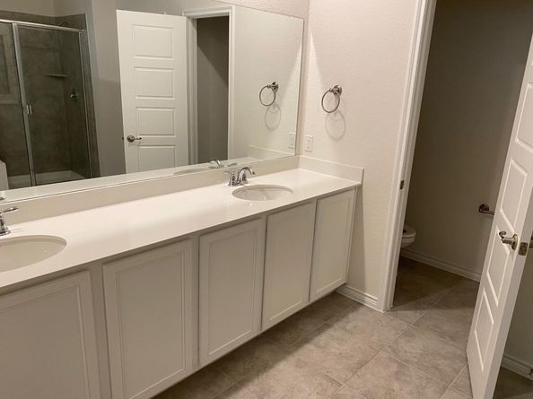 2402  Siskiyou Street , Lewisville Texas 75056