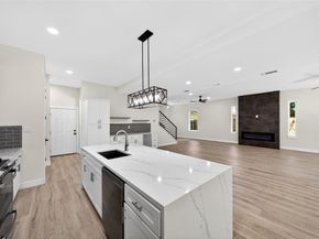 4128  Pluto Street , Dallas Texas 75212