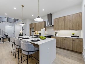 815  Bayonne Street , Dallas Texas 75212