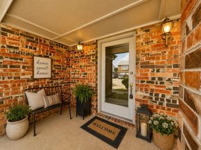 6104  Bay Hill  , Arlington Texas 76018