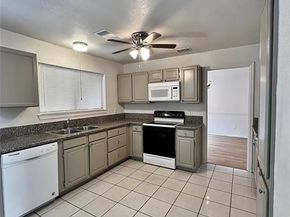 6104  Bay Hill  , Arlington Texas 76018