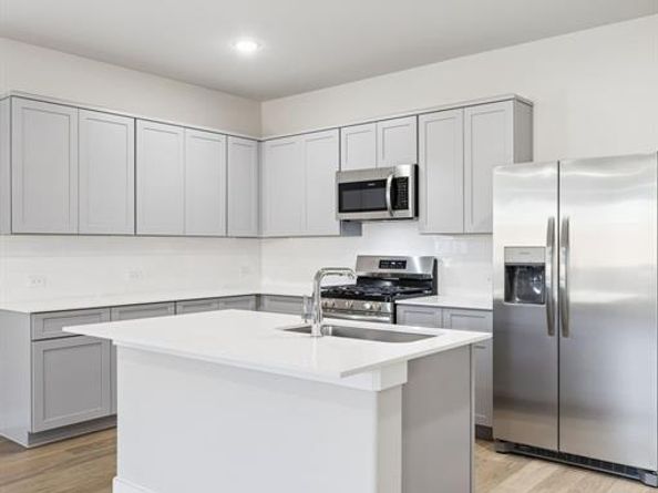 857  Rockcloud Drive , Fort Worth Texas 76052