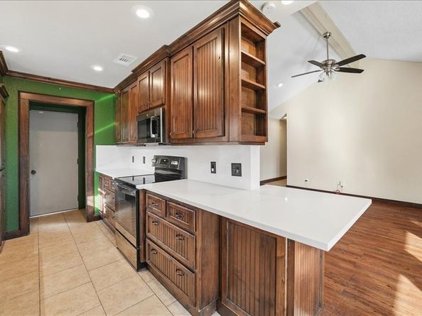 2604 S Meadow Drive , Fort Worth Texas 76133