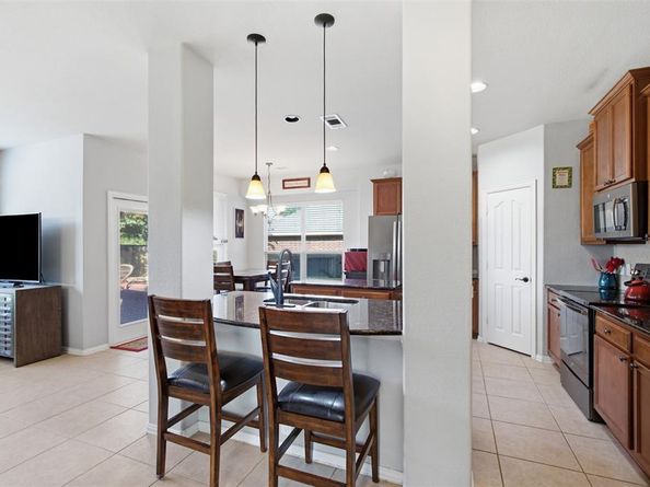 305  Mossy Oak Trail , Fort Worth Texas 76131