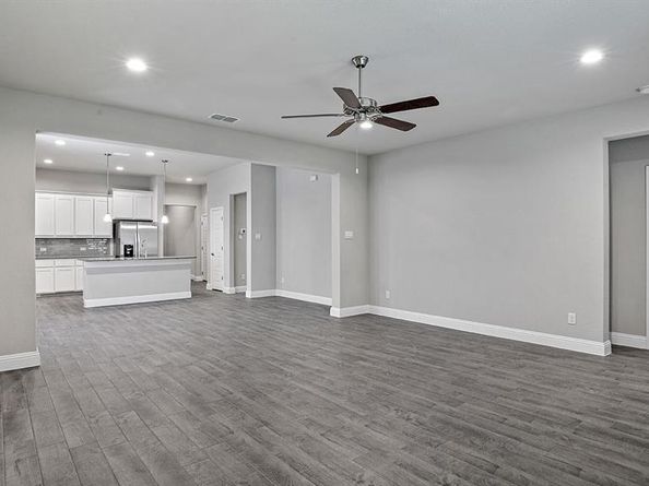 2620  GOLDFINCH Drive , Denton Texas 76205