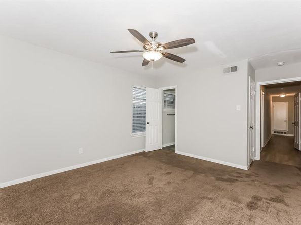 1327  Templecliff Drive , Dallas Texas 75217