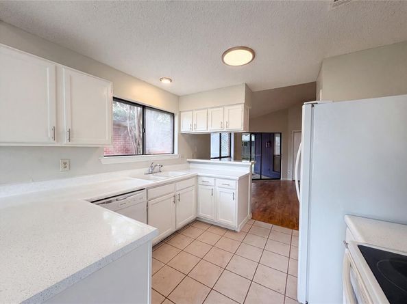 6806  Fire Hill Drive , Fort Worth Texas 76137