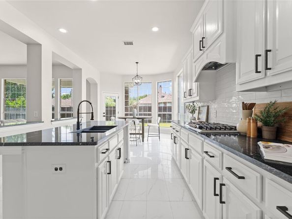 6104  Crestmoor Lane , Sachse Texas 75048