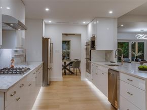 10819  Lochspring Drive , Dallas Texas 75218
