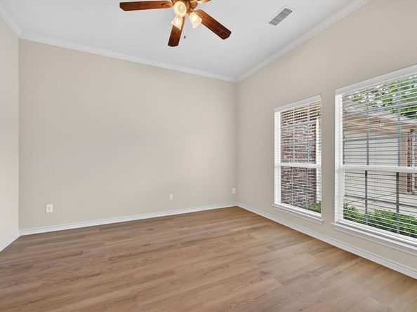 4502  Warbler Lane , Garland Texas 75043