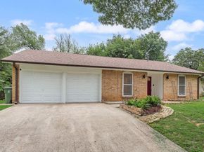 809  Buffalo Drive , Arlington Texas 76013