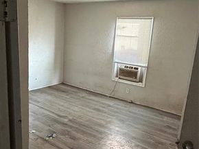 2738  Lawrence Street , Dallas Texas 75215