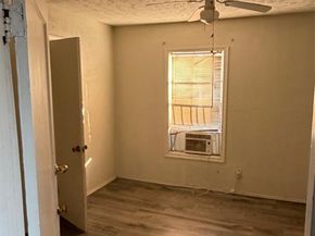 2738  Lawrence Street , Dallas Texas 75215