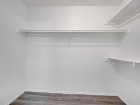 2306  Balvanera Plaza , Dallas Texas 75211