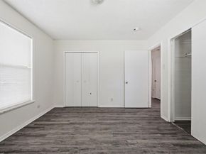 2806 E Atoll Drive , Dallas Texas 75216