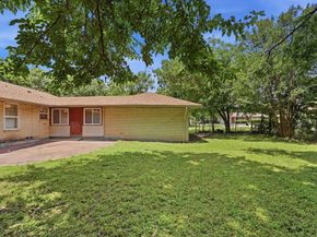 2806 E Atoll Drive , Dallas Texas 75216