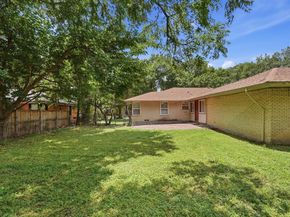 2806 E Atoll Drive , Dallas Texas 75216