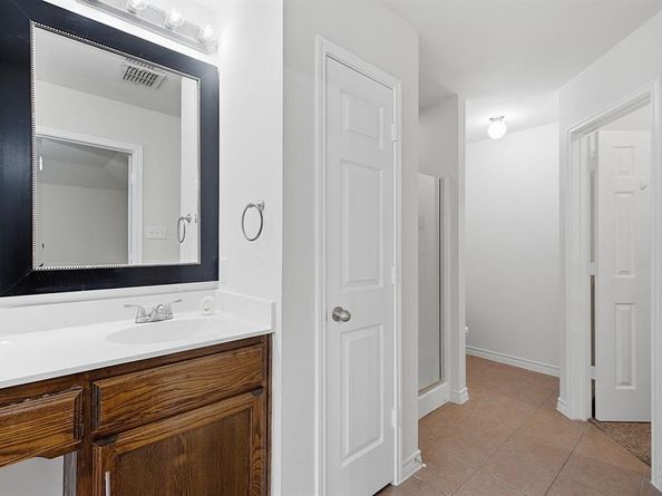 5828  Pearl Oyster Lane , Fort Worth Texas 76179