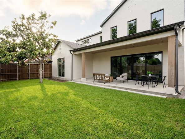 10440  Lanshire Drive , Dallas Texas 75238