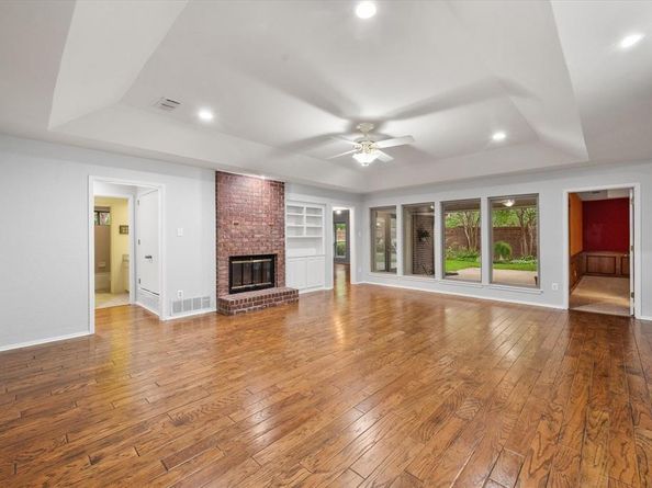 2403  Oak Shadow Court , Arlington Texas 76017