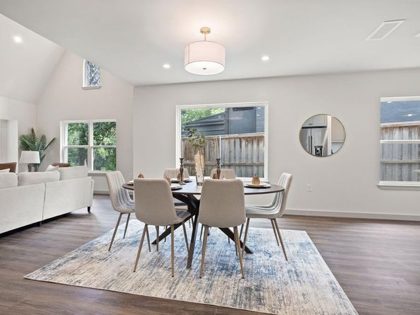 200 S Shore Drive , Dallas Texas 75216