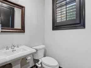 2613  Museum Way , Fort Worth Texas 76107
