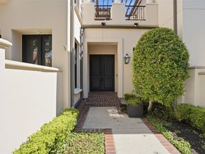 2613  Museum Way , Fort Worth Texas 76107