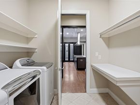 2613  Museum Way , Fort Worth Texas 76107